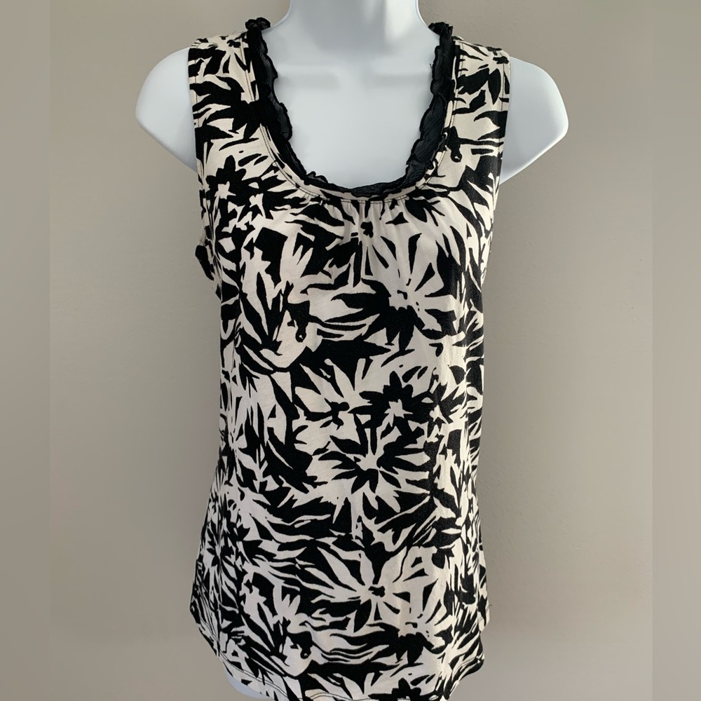 LOFT Black and White Ruffled Sleeveless Tank Top